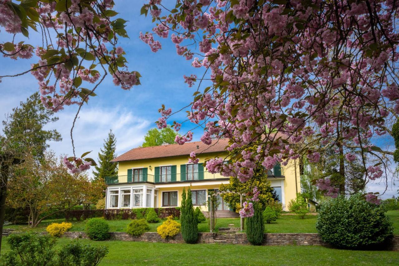 Landhaus Zu Kuerenberg Bergham Buitenkant foto